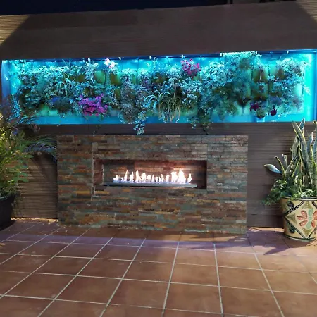 펜션 3 Bdr House Near La Zenia Private Lounge Terraces, Fire Places, Bbq, Kitchen, Parking *