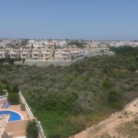 3 Bdr House Near La Zenia Private Lounge Terraces, Fire Places, Bbq, Kitchen, Parking